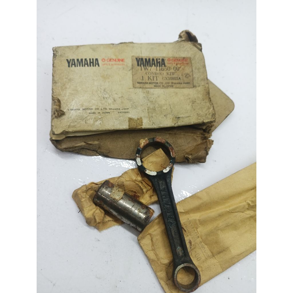 stang piston yamaha v75 v80 original nos stang seher yamaha v75 v80 nos