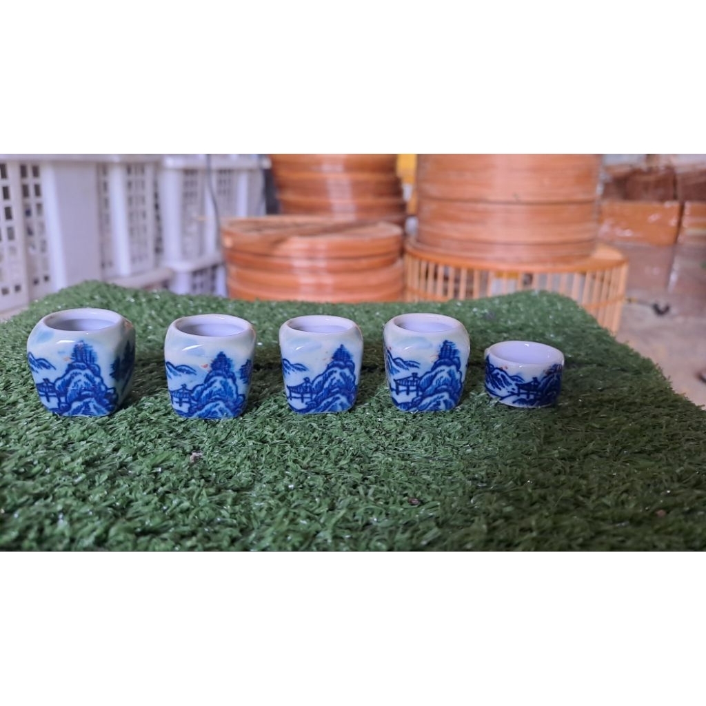 cepuk keramik kecil kuno