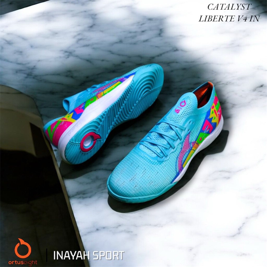 CATALYST LIBERTE V4 IN - SEPATU FUTSAL ORTUSEIGHT ( Cyan/Pink )