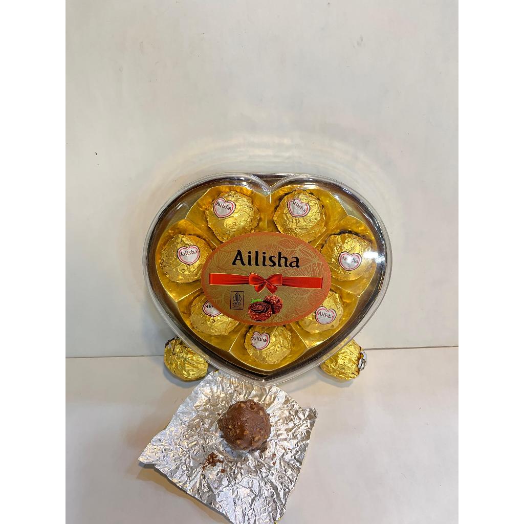 

Ailisha Coklat Ball/Coklat Ailisha Wafer Peanut/Ailisha Coklat Oleh Oleh/Ailisha Coklat Kotak Love