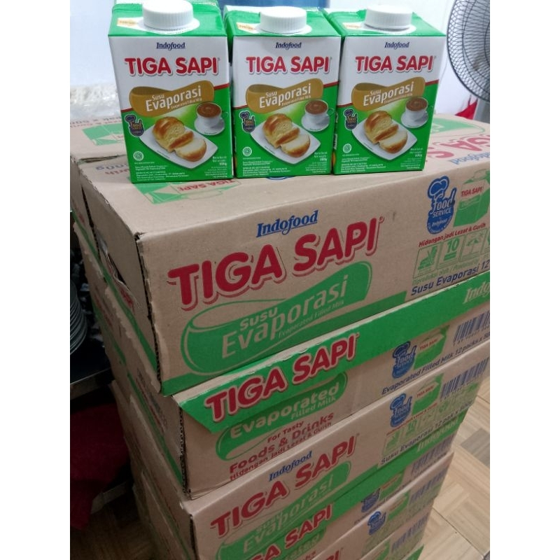 

1 dus Susu Evaporasi Tiga Sapi 500ml (isi 12 pcs)