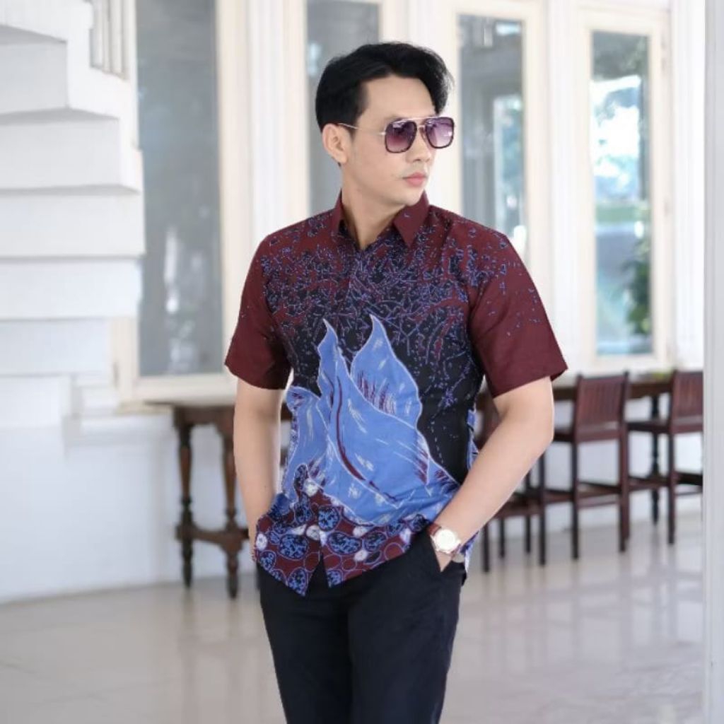 Batik Putri Wijaya-ADINATA Kemeja Batik Slimfit/Batik Solo Lengan Pendek