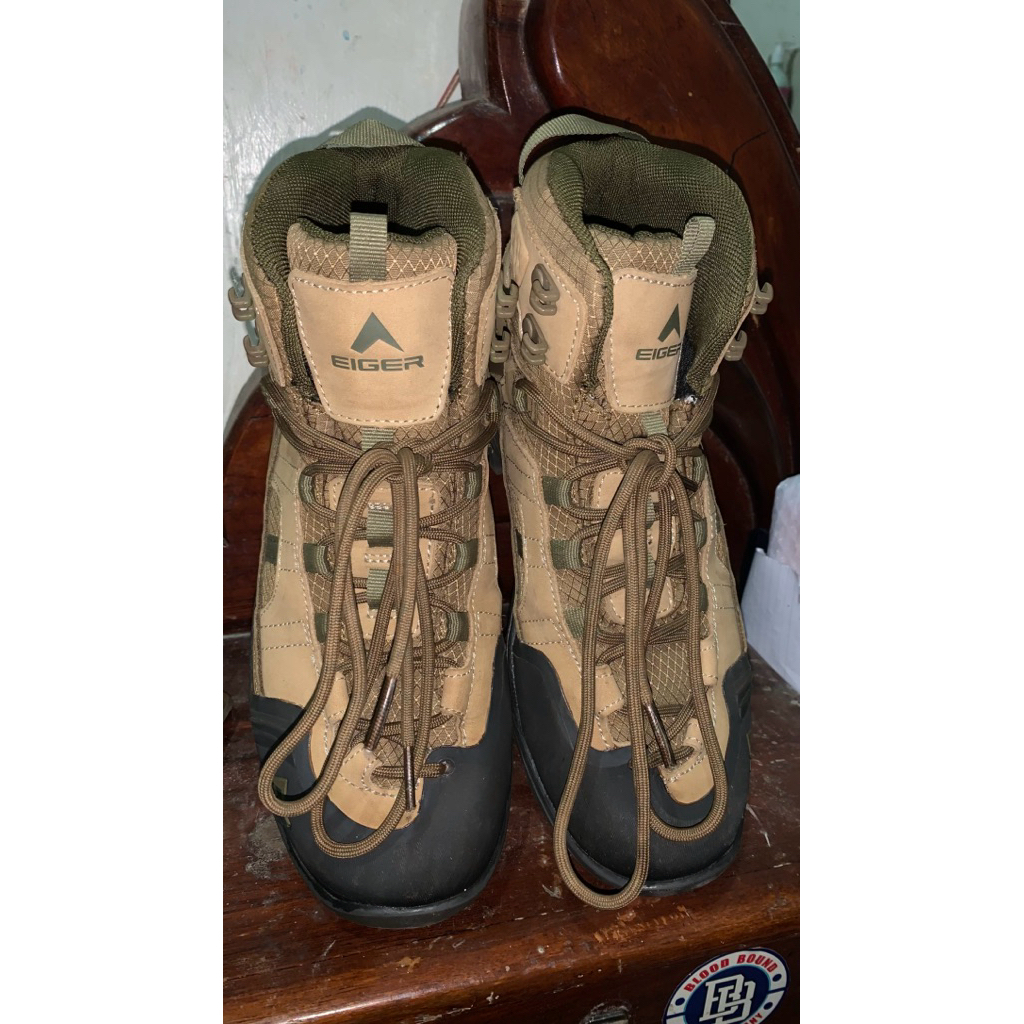 SEPATU EIGER PANJANG/VIBRAN