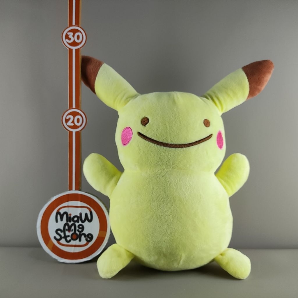 Boneka Pokemon Pikachu Ditto menyamar Tag Pokemon Center Plush