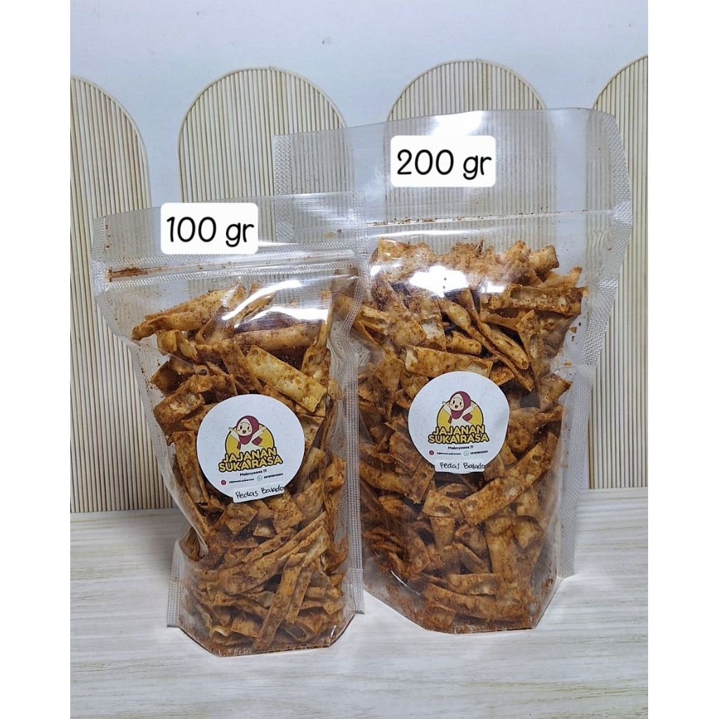 

Kripik Pangsit Pedas Balado (uk. 200gr)