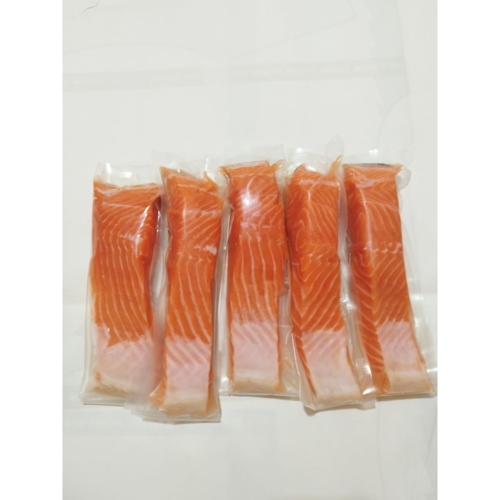 

Ikan Salmon Fillet Premium @200gram