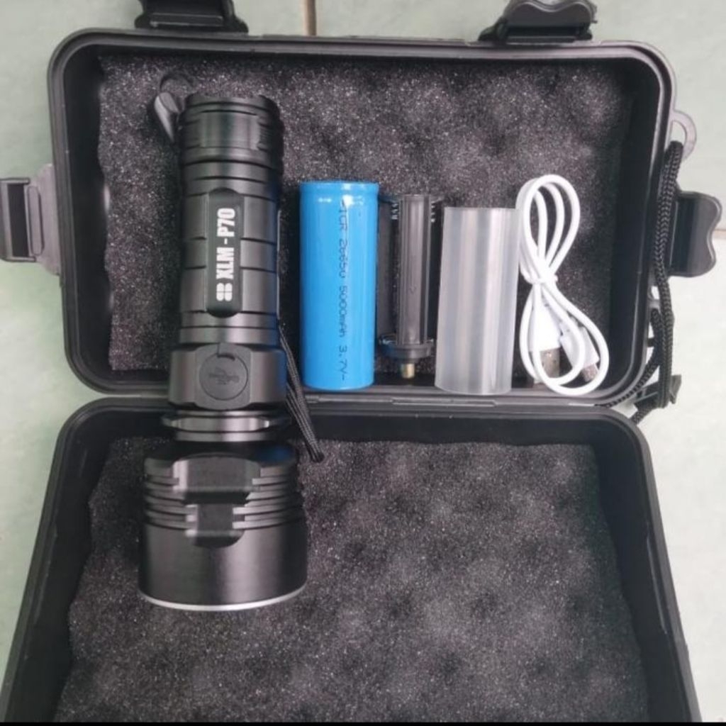 senter XLMP70 LED XHP50 + BATREI 26650