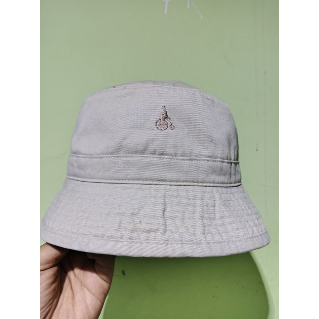 bucket hat bean pole