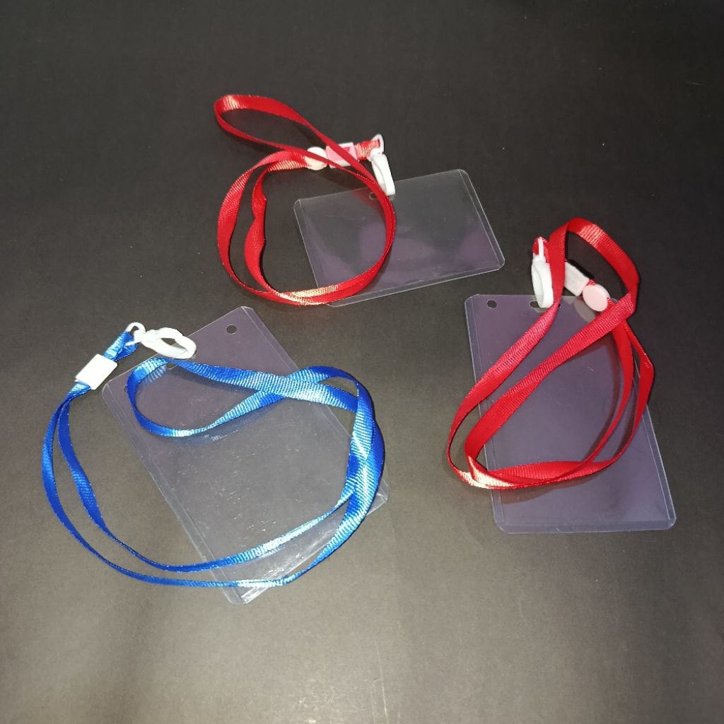 

Name tag ID Card Mika Plastik 3 pcs