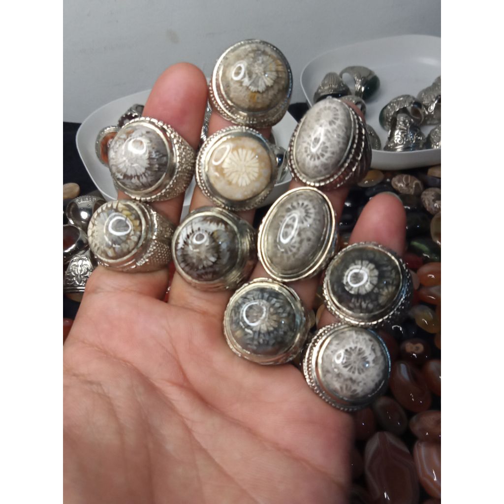 akik teratai tunggal