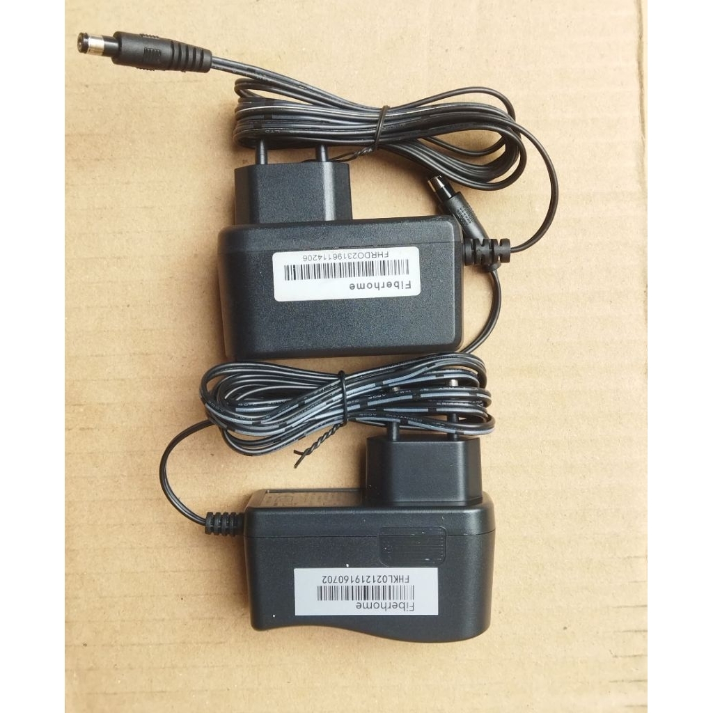 adaptor 12v 1,5a bekas