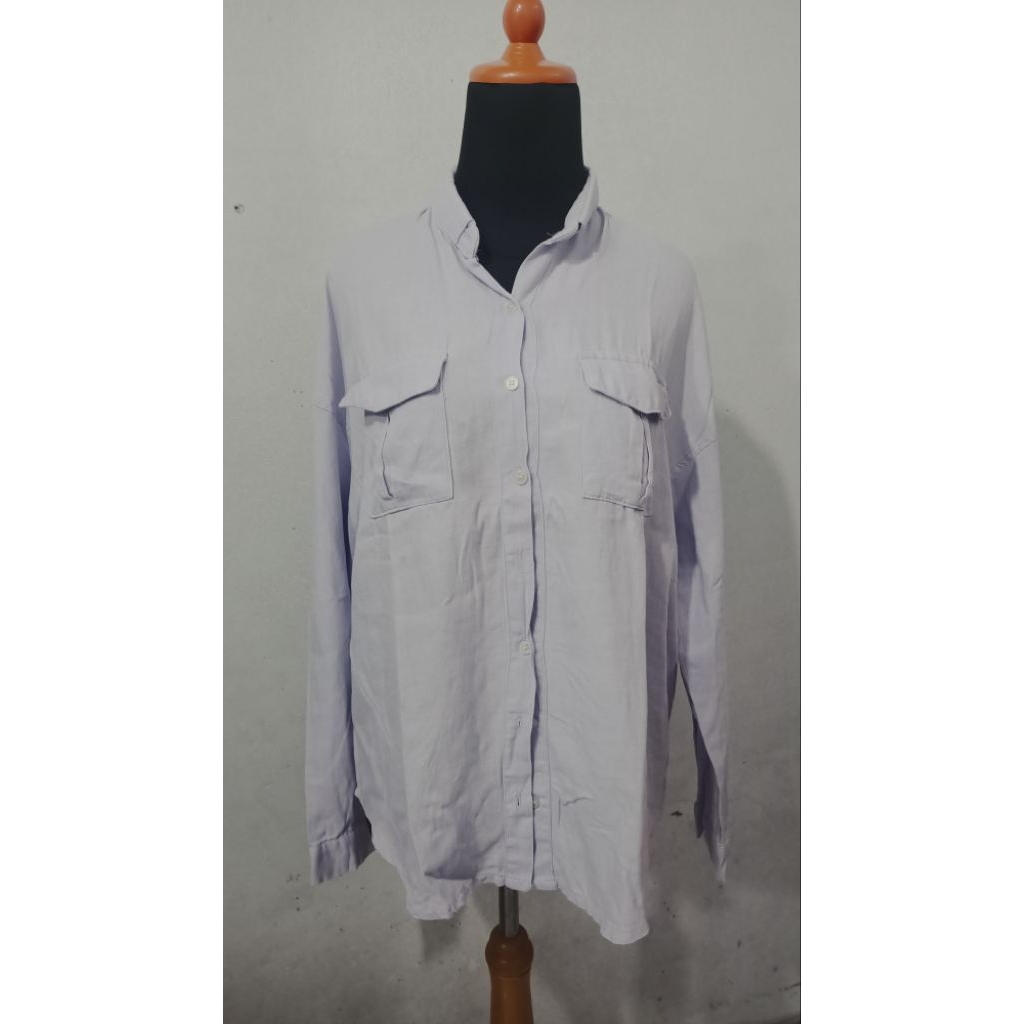 Kemeja wanita ungu muda lilac