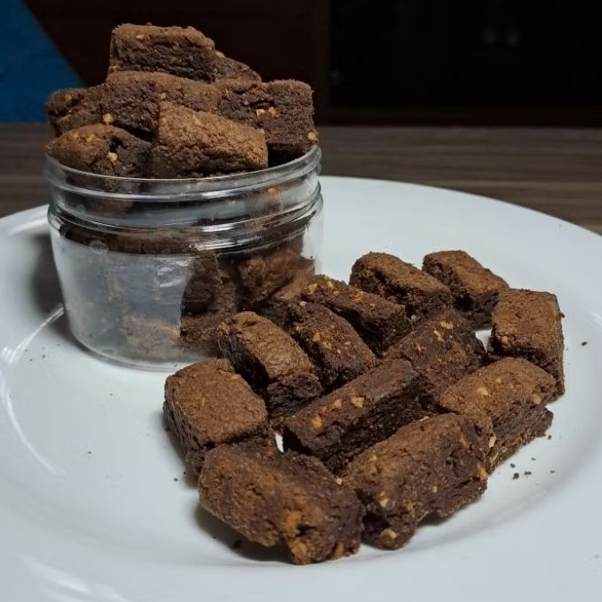 

Brownies Kering Coklat (Kacang / Keju) | Cemilan Brownies Cookies Premium Homemade