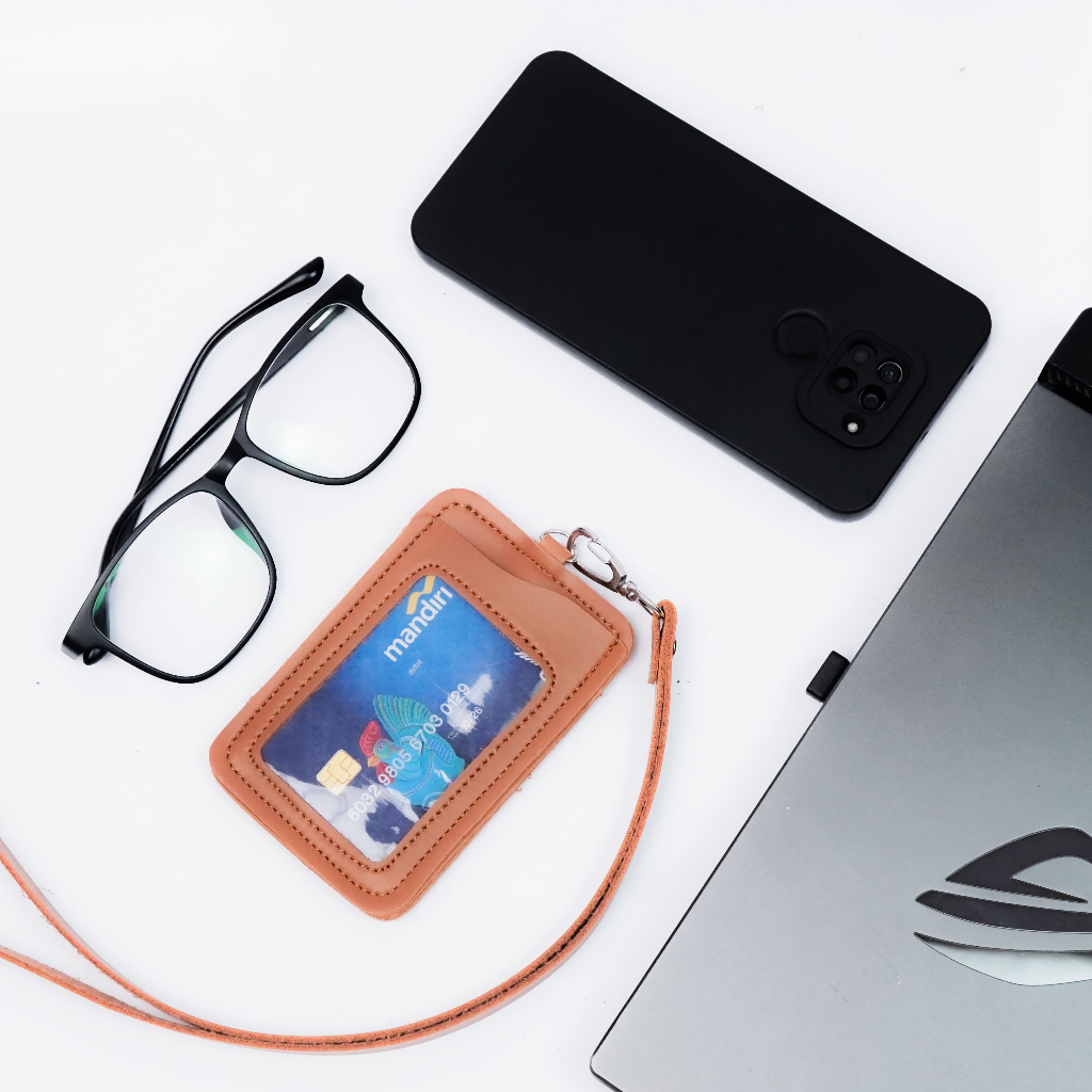 

Name tag id card Holder Id card kulit Id card 3 slot kartu