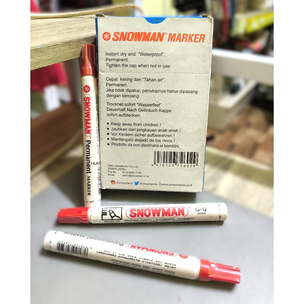 

PERMANENT MARKER SNOWMAN RED