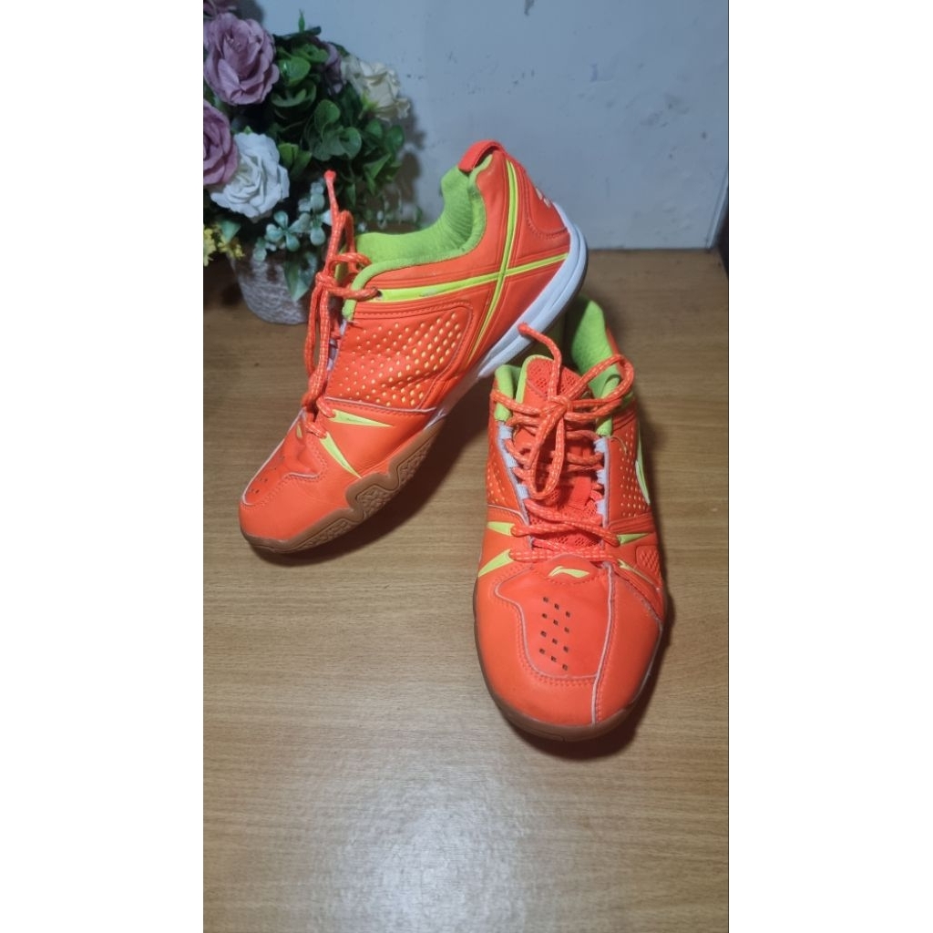Sepatu Li-Ning Badminton