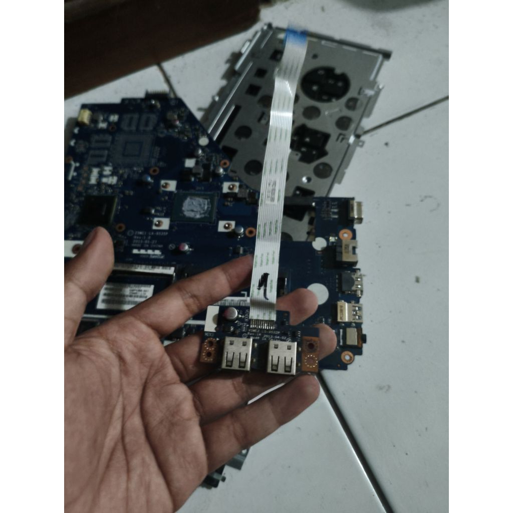 board usb laptop acer aspire e1 570 ori
