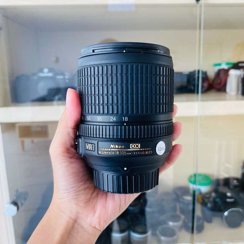 Lensa Nikon 18-105mm Sapu Jagat Hasil Mantap untuk Nikon D3200 D5300 D7000 D7100 D7200