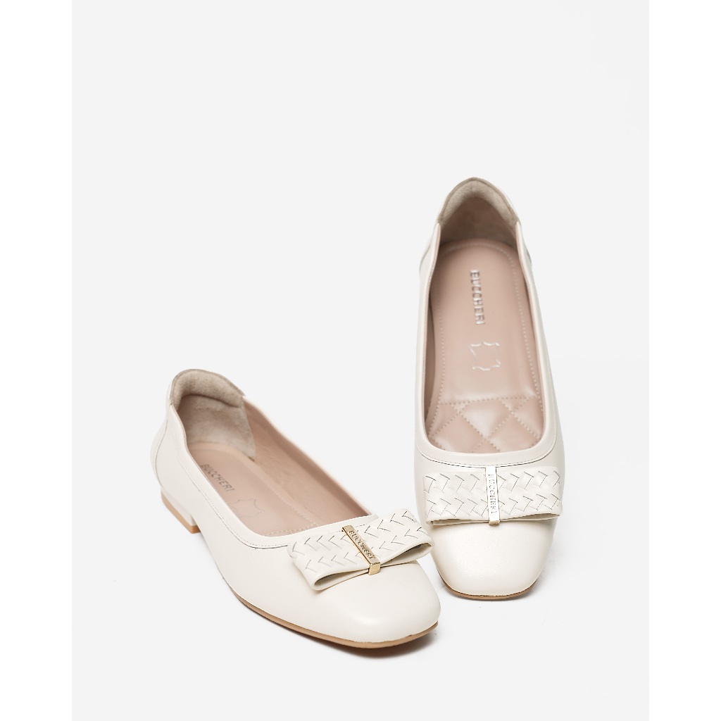 Buccheri Gillian Flats Women White