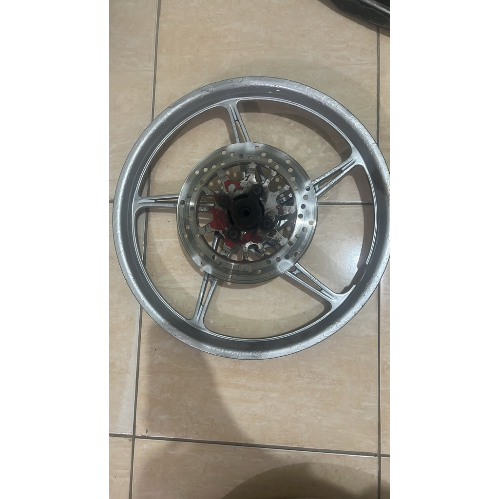 Velg depan jupiter MX