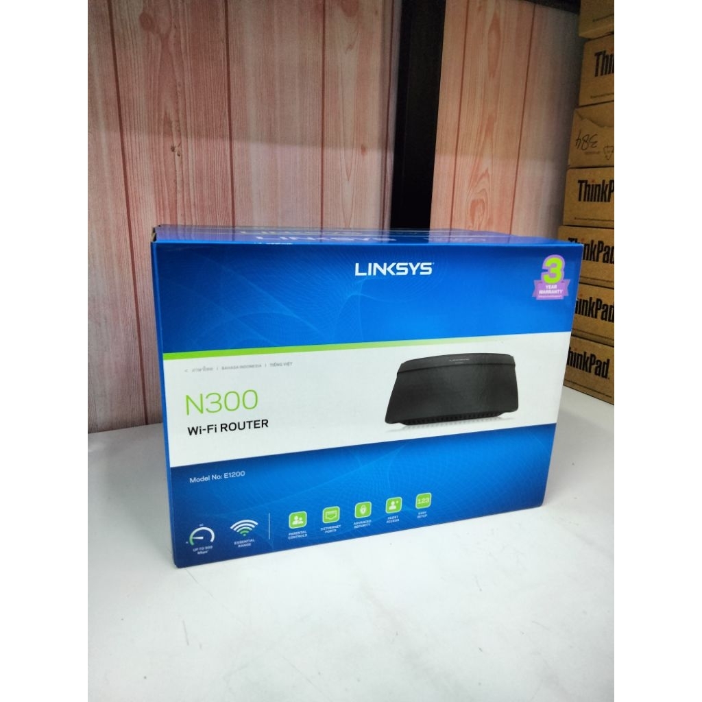 WIFI ROUTER LINKSYS N300 BARANG BARU STOK LAMA LENGKAP DUS DAN CARGER GARANSI 1 BULAN