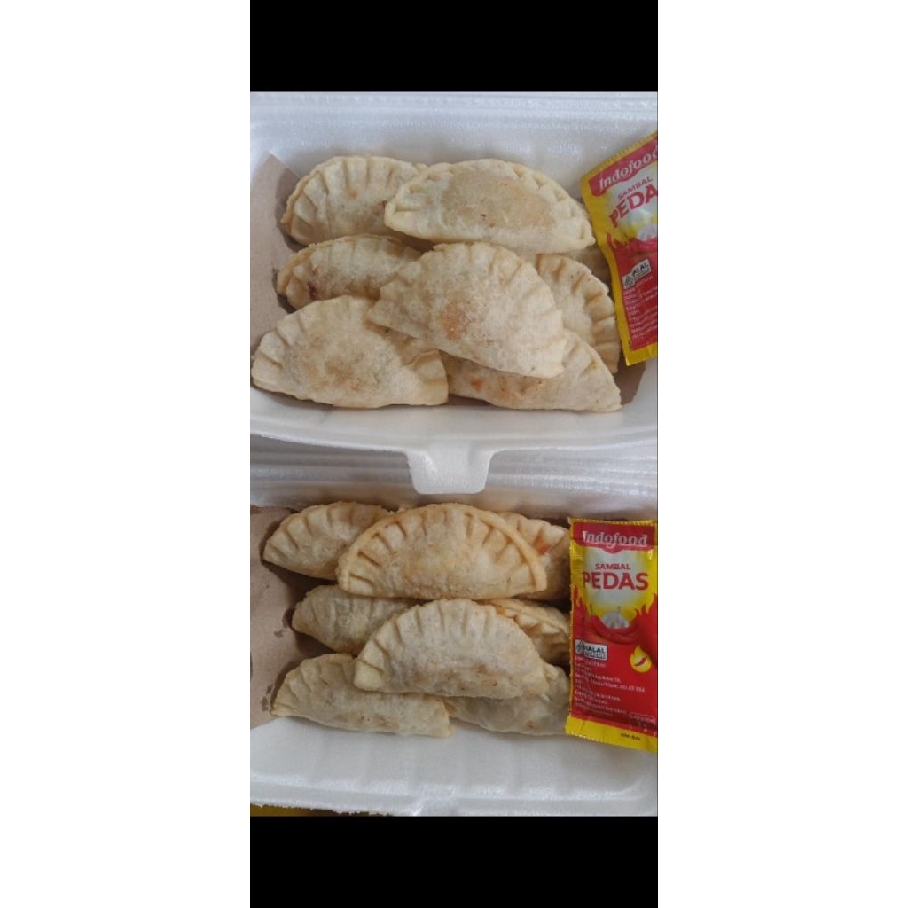 

Cireng isi Ayam pedas