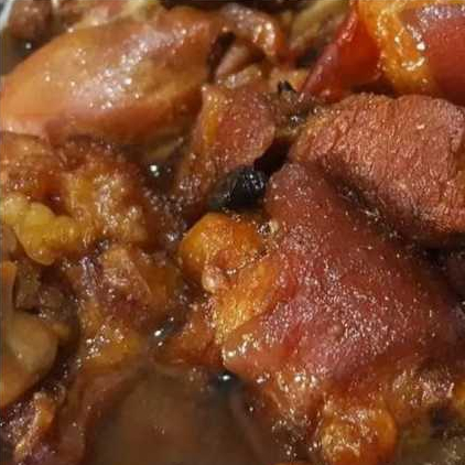 

Cukiok ( Kaki Babi Masak Kecap)