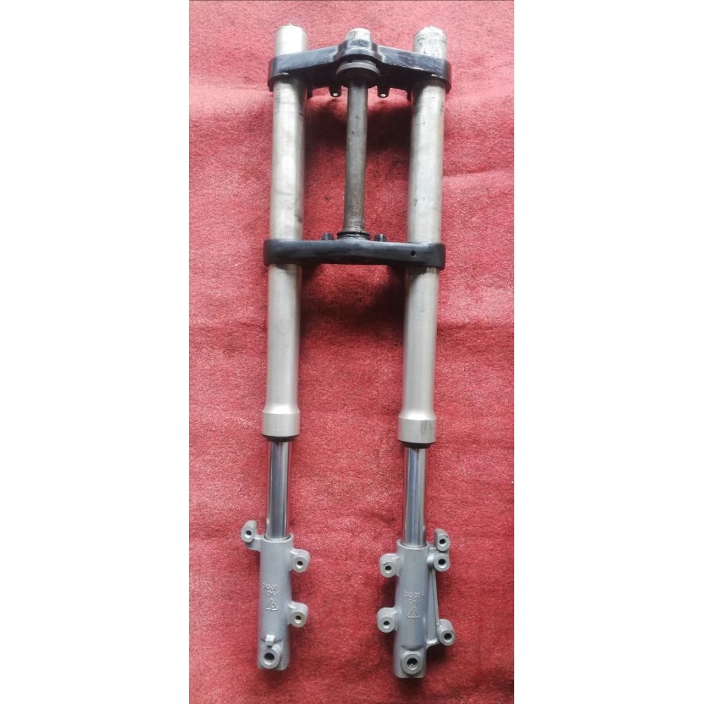 shokbleker depan motor USD minerva original