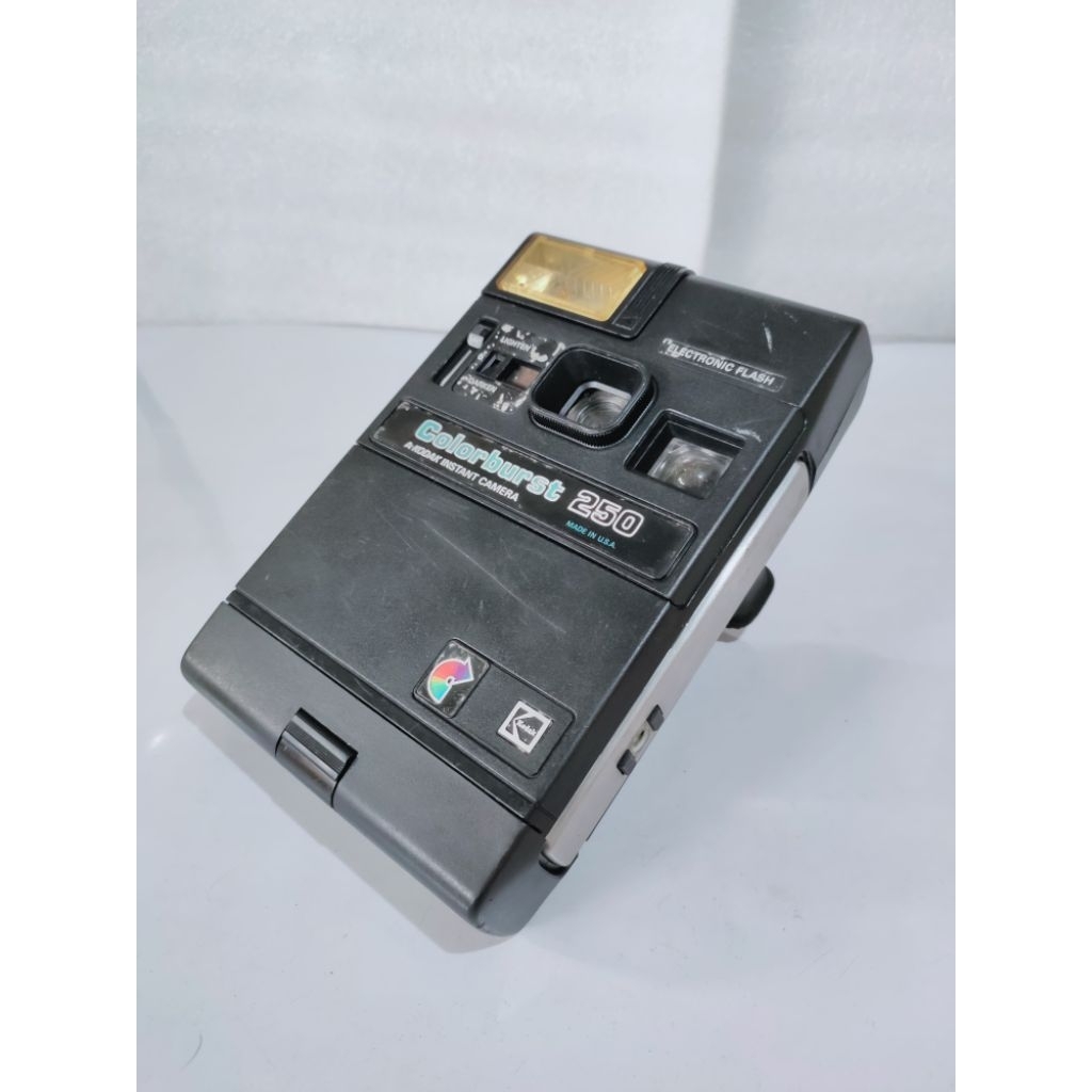 Kamera photo vintage Kodak instan camera colorburst 250 made in USA classic kamera polaroid antik ko