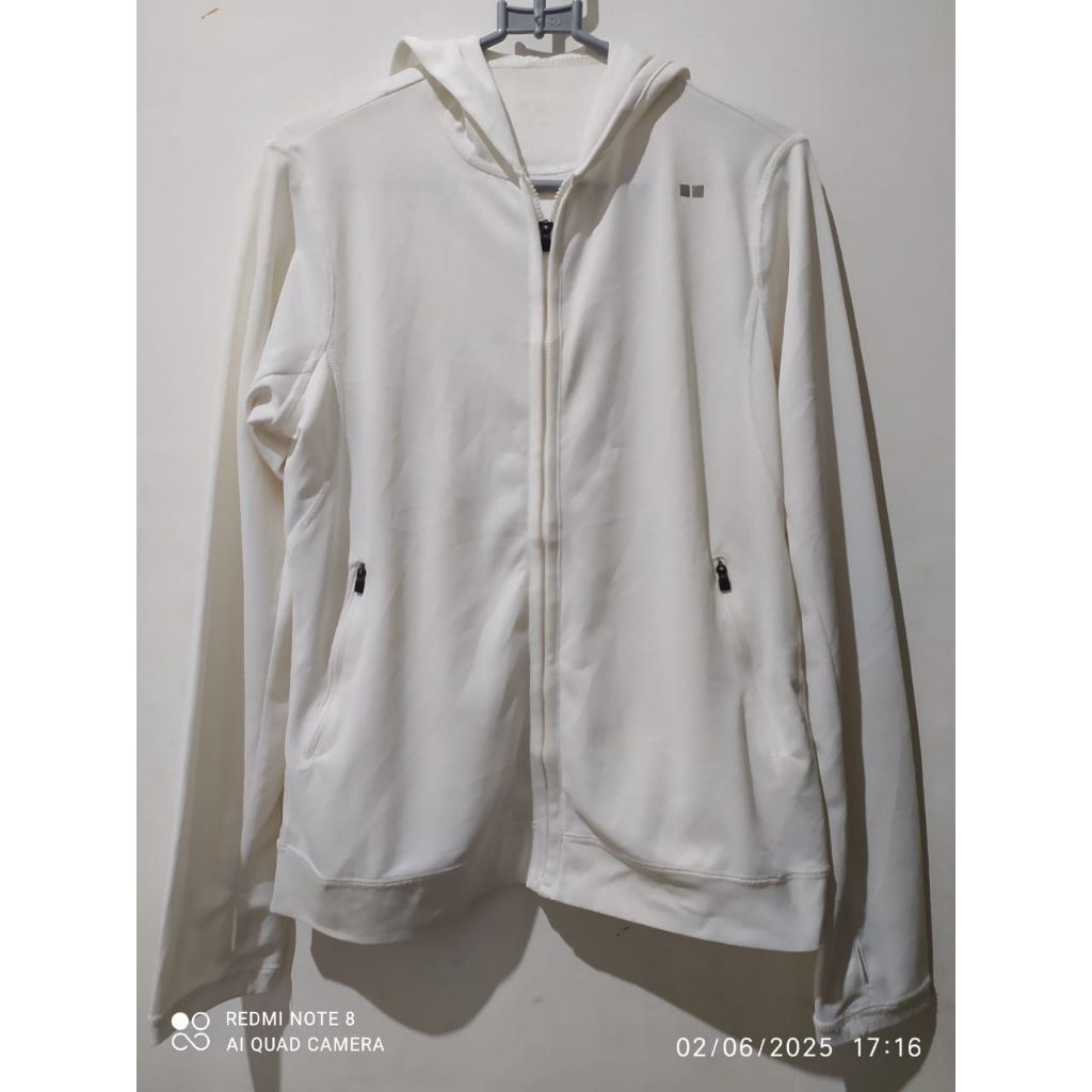 jaket uni*** bekas
