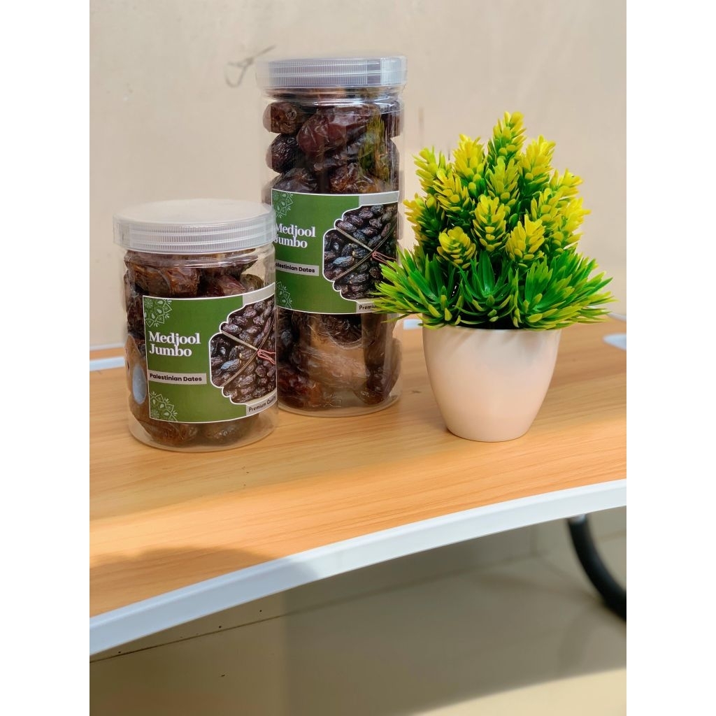 

Kurma Medjool Palestine Jumbo 250gr / Kurma Medjoul Natural