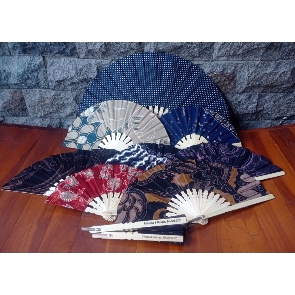 SOUVENIR - Kipas kecil /Kipas batik / kipas souvenir / souvenir pernikahan / khas indonesia