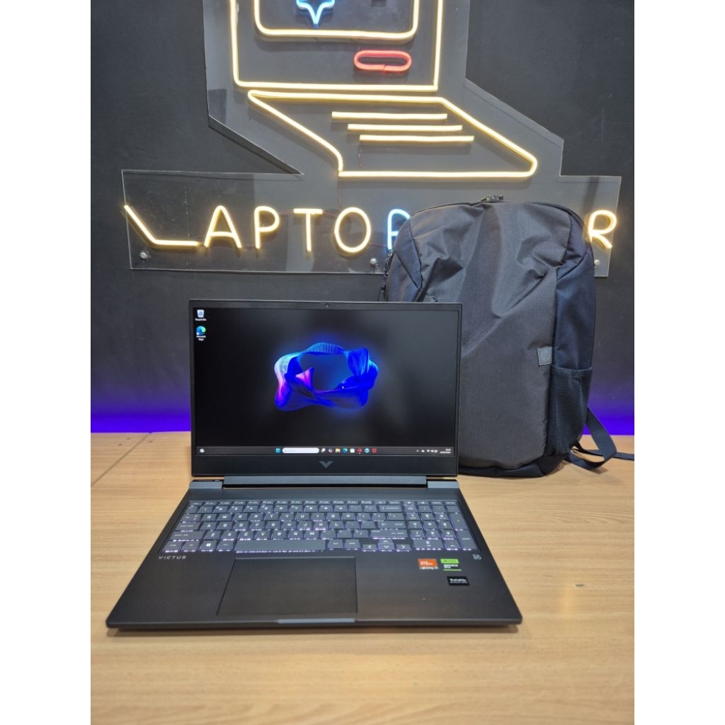 HP Victus 16 S0009AX Ryzen 5 7640HS RTX 4060 x legion nitro loq rog