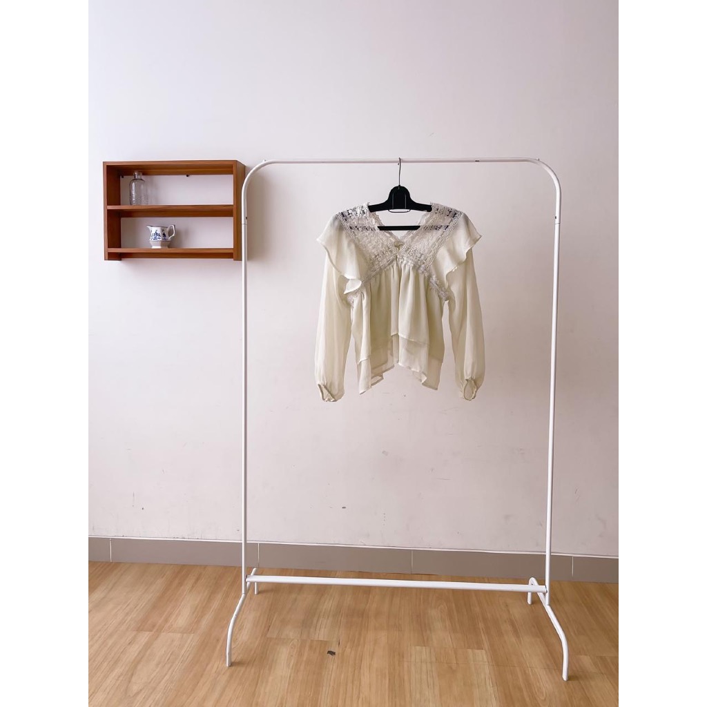 Preloved Blouse Renda