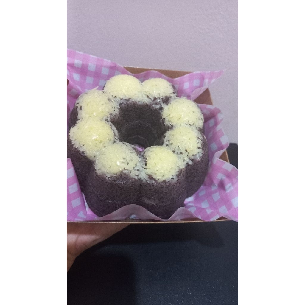 

Bolu Keju Ketan Hitam Regular diameter 13cm