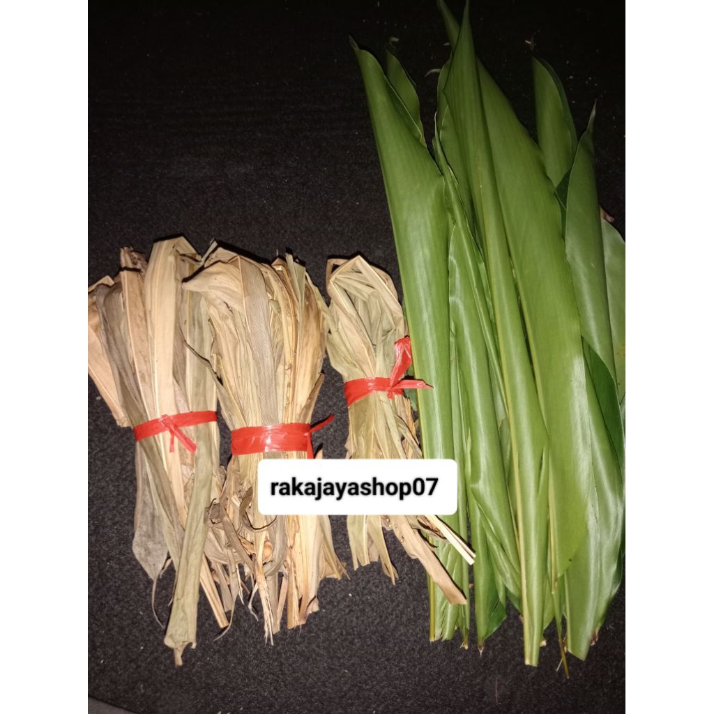 

daun walang rempah kering per 10 lembar