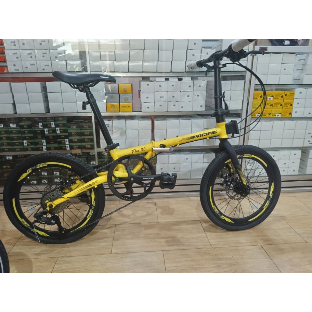 Pacific Flux 3.0 ukuran 20 inch