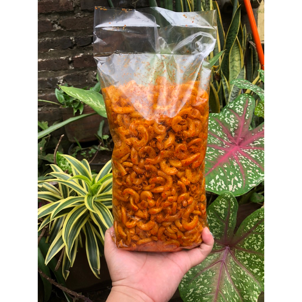 

500 gram makaroni cikruh cemilan pedas asin gurih