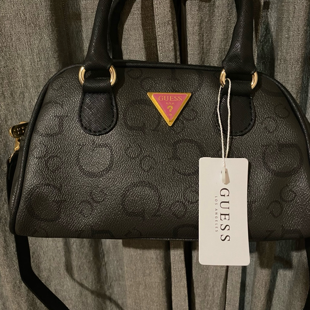 Tas Pesta GUESS Kulit Oscar Halus Hitam Preloved