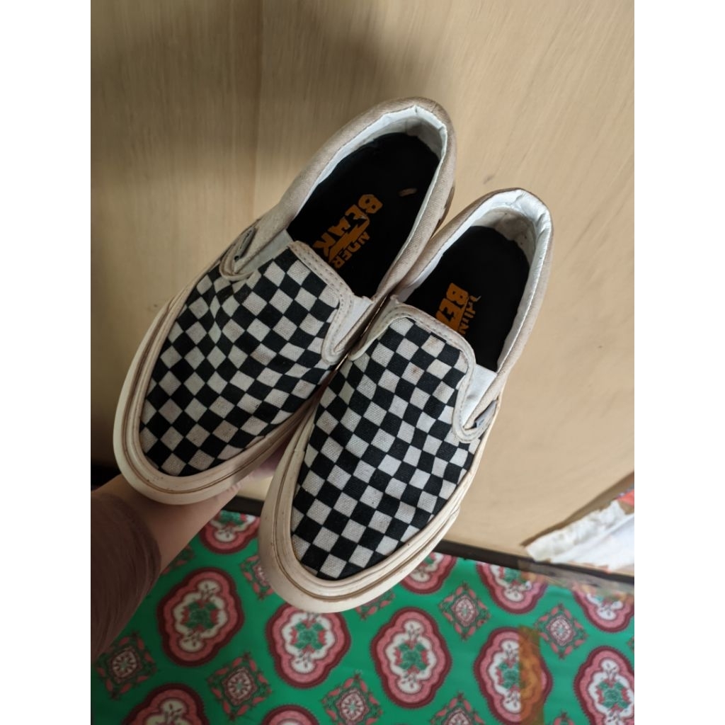 Pre❤️ slip on thunderbear