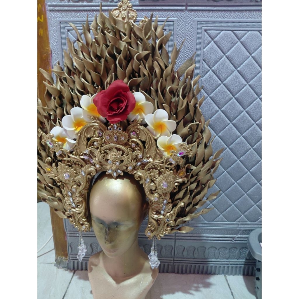 MAHKOTA BALI DEWASA