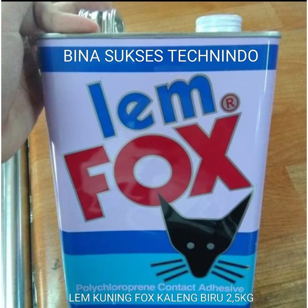 

LEM KUNING FOX SERBAGUNA KALENG BIRU GALON KALENG 2,5KG 2,5 KG 2.5KG 2.5 KG UNTUK KAYU VYNIL HPL BUSA EVA