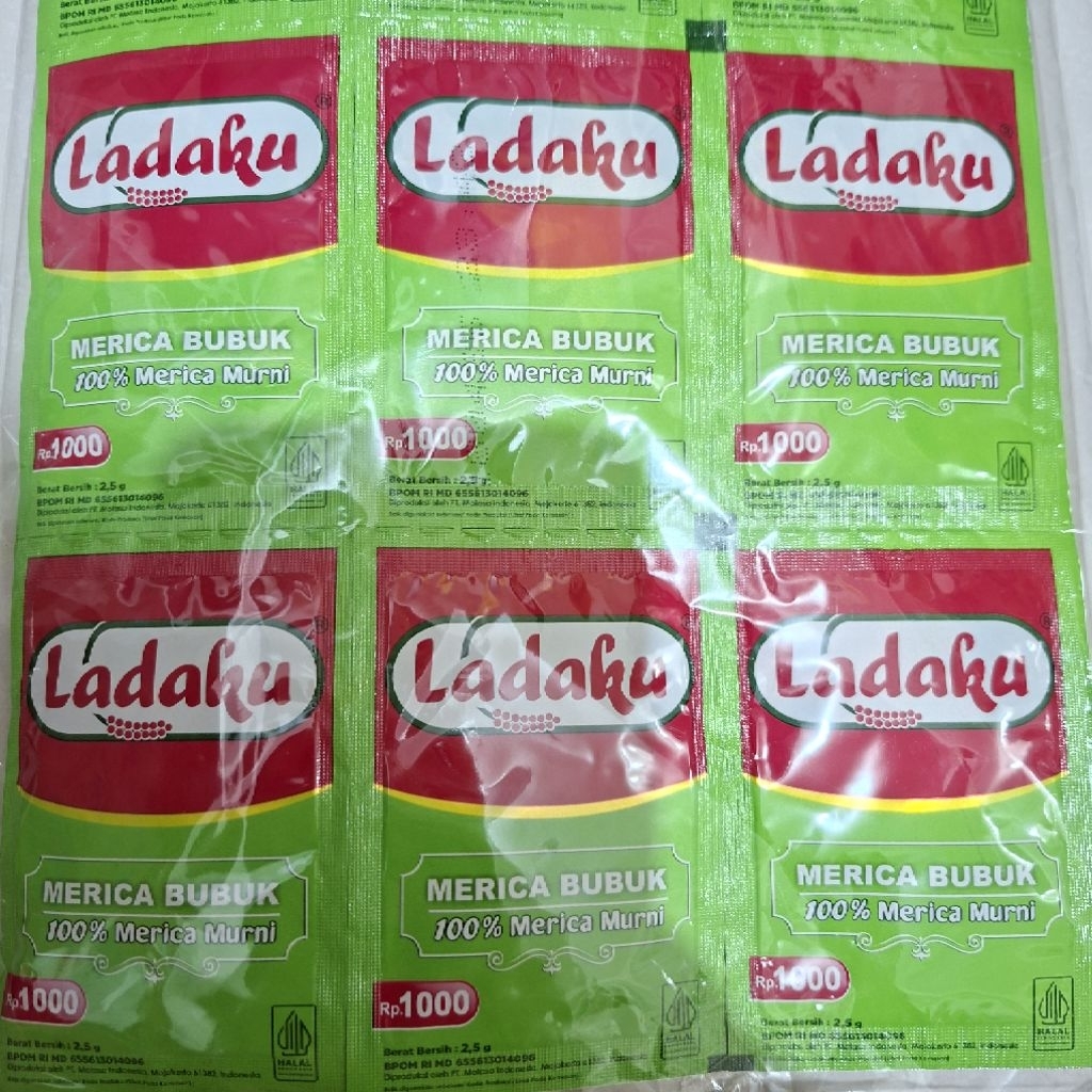 

Ladaku Merica Bubuk Sachet (1 renteng isi 12 sachet)