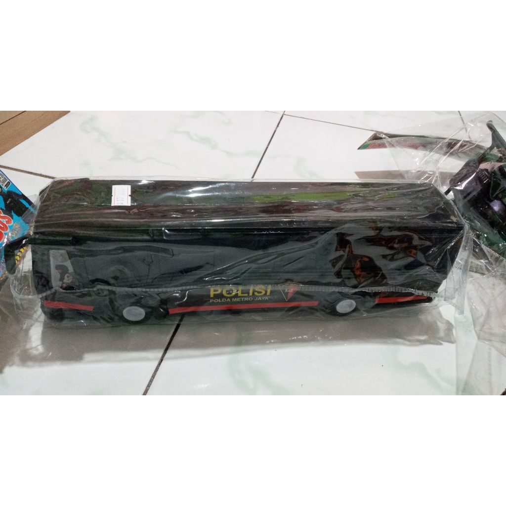 mainan mobil bus polisi jumbo