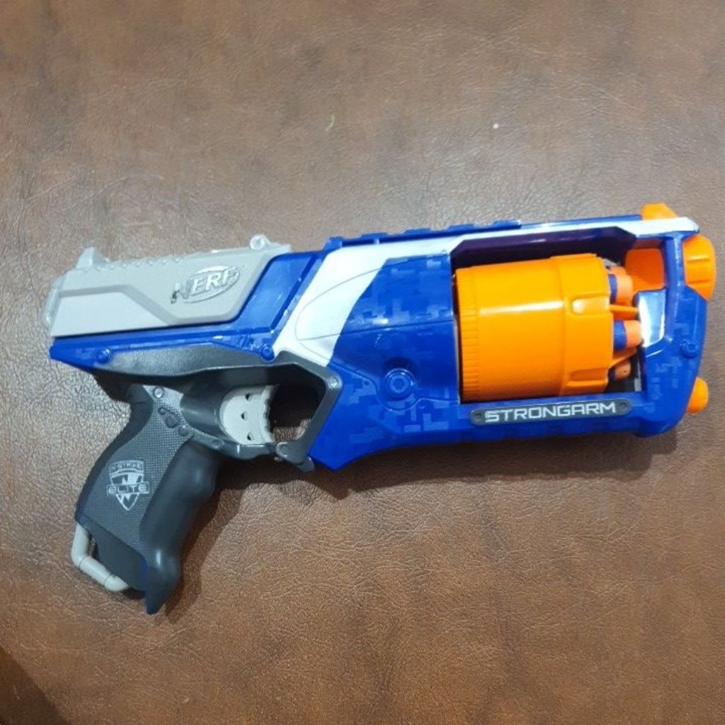PRELOVED NERF STRONGARM * nego tipis boleh
