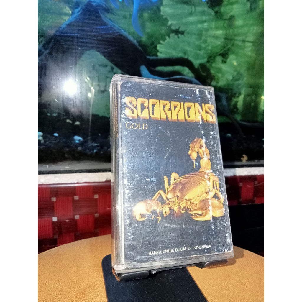 kaset pita album band scorpions GOLD