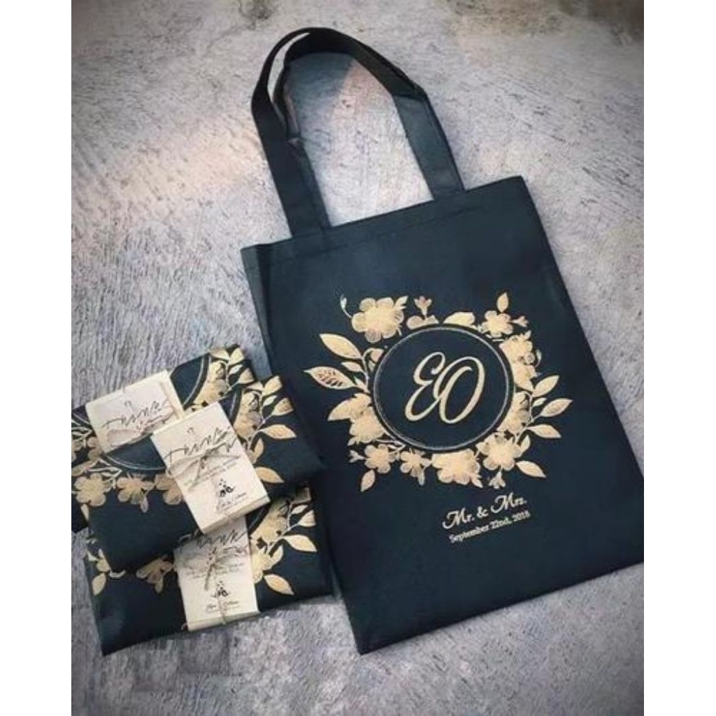 

tas sablon sponbund bahan kain ukuran 25x35x8 ketebalan 75 gsm