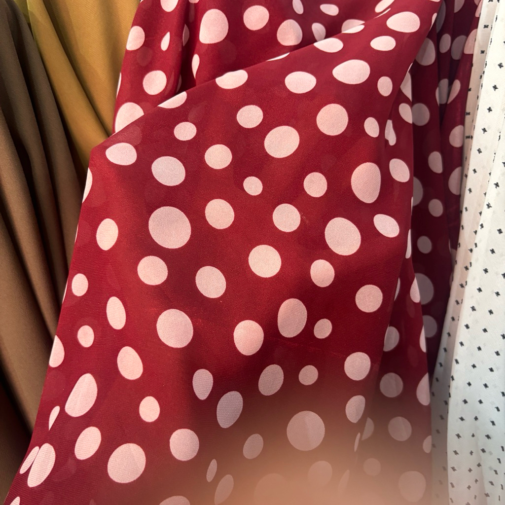 Kain Sifon Motif Polkadot - kain motif polkadot - kain motif - kain sifon premium - kain ceruti moti
