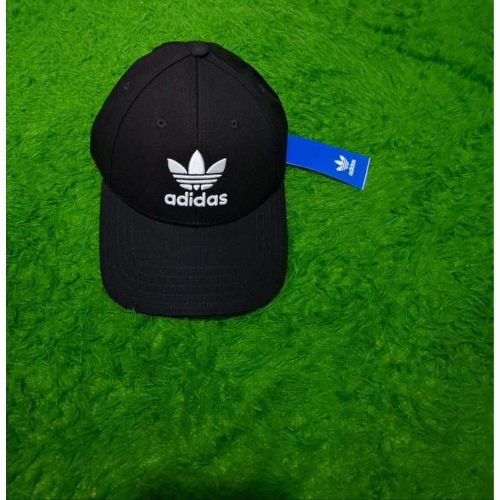 Topi adidas / warna hitam / original