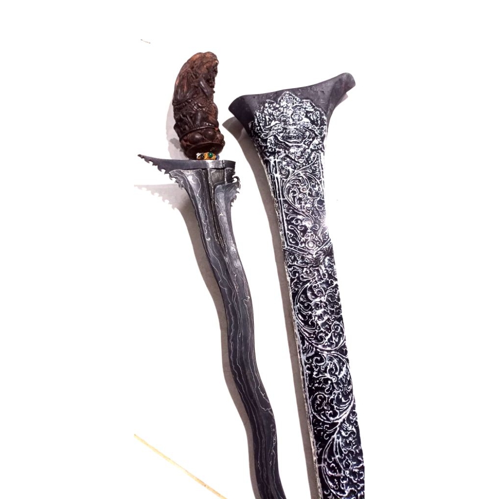 keris Bali pamor kulit semangka panjang bilah 40cm